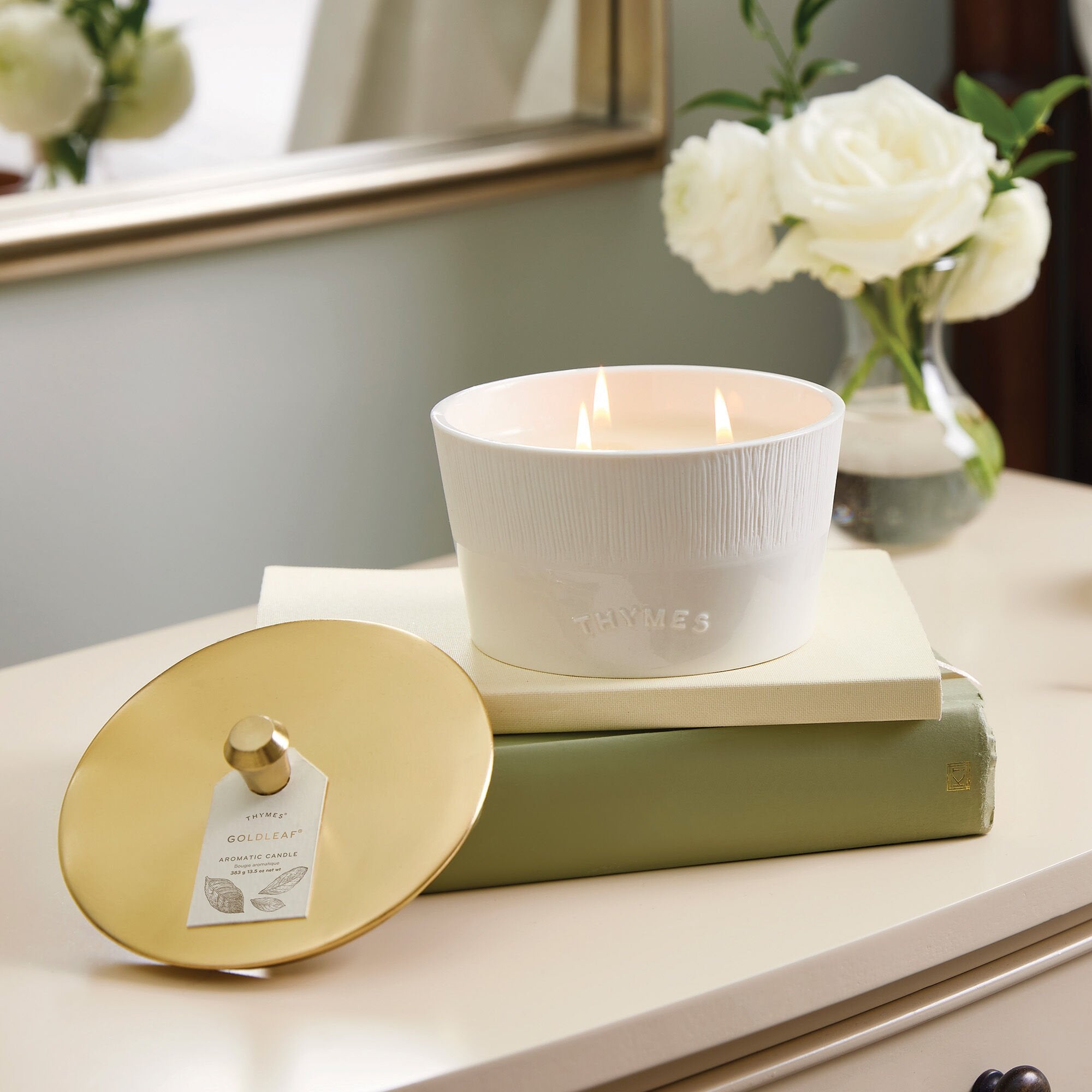Alternative view of Goldleaf Statement 3-Wick Candle