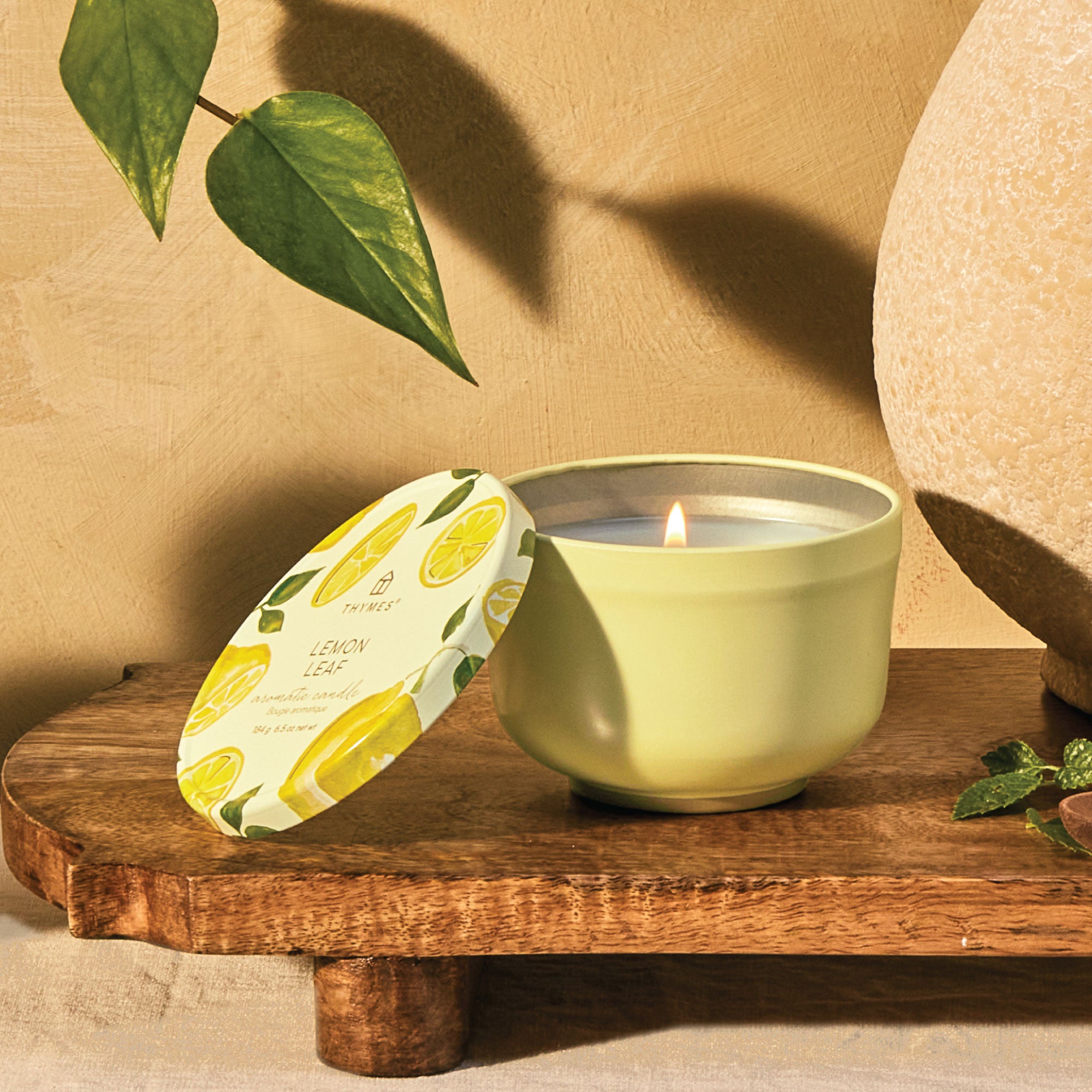 Alternative view of Lemon Leaf Poured Candle Tin